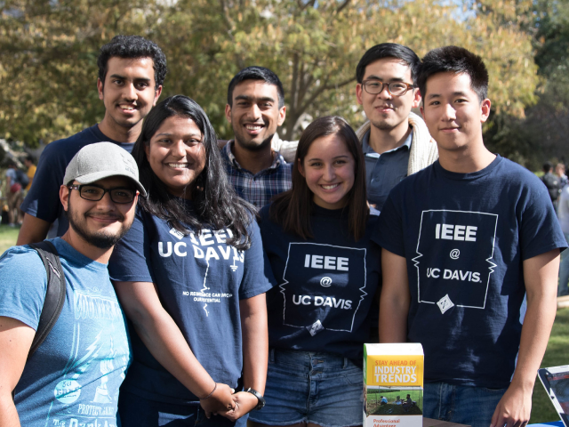 Students at the 2017 UC Davis College of Engineering Ice Cream Social
