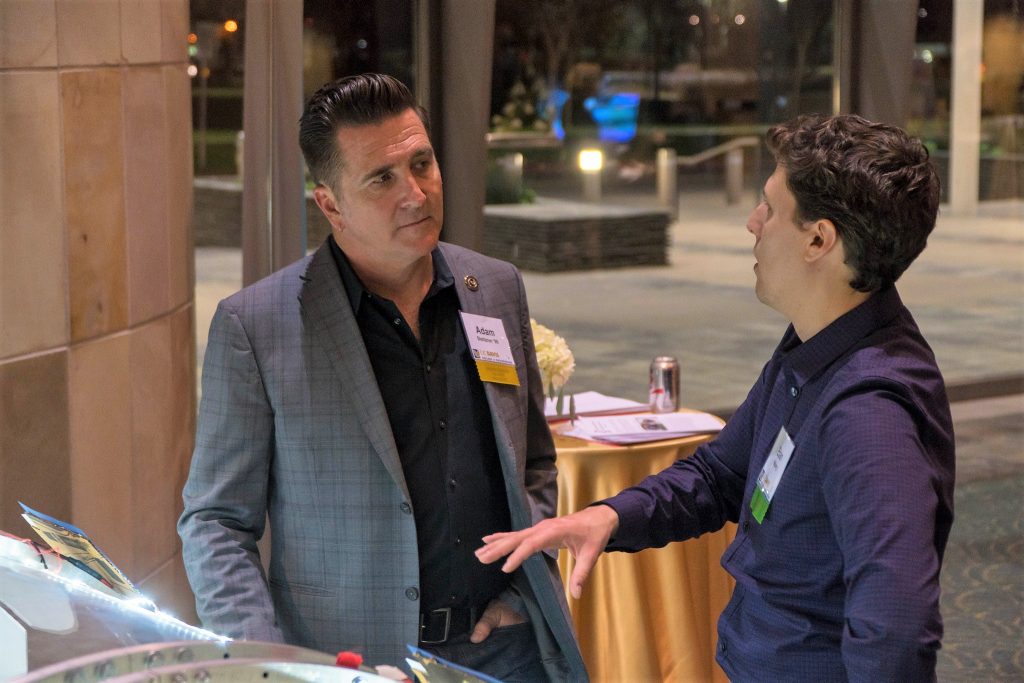 Engineering alumnus Adam Steltzner talks with engineering graduate student Etan Halberg during the college’s annual Alumni Celebration. Lucy Knowles/UC Davis