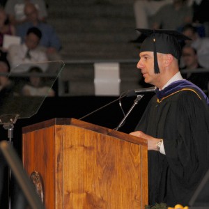 David Kappos speaking at the 2011 graduation ceremony for the College of Engineering at UC Davis