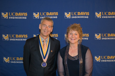 Michael Hurlston and Dean Curtis at the 2019 College of Engineering Alumni Celebration