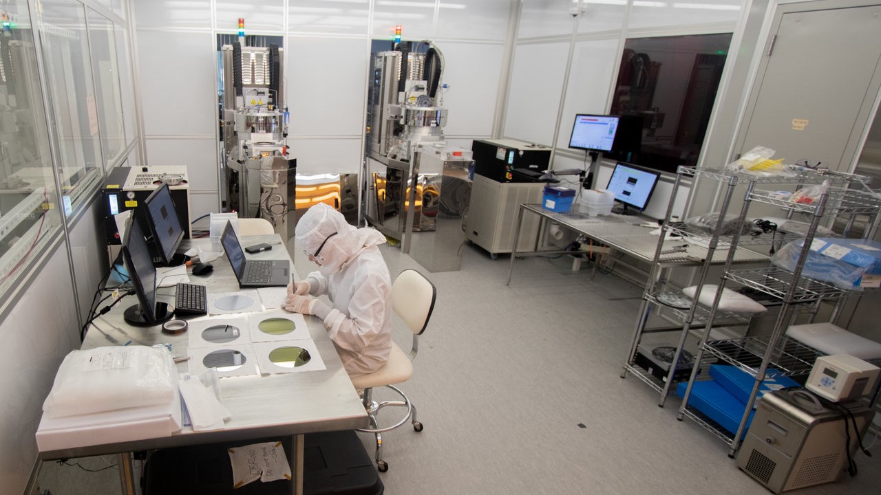 uc davis engineering cnm2 facility cleanroom