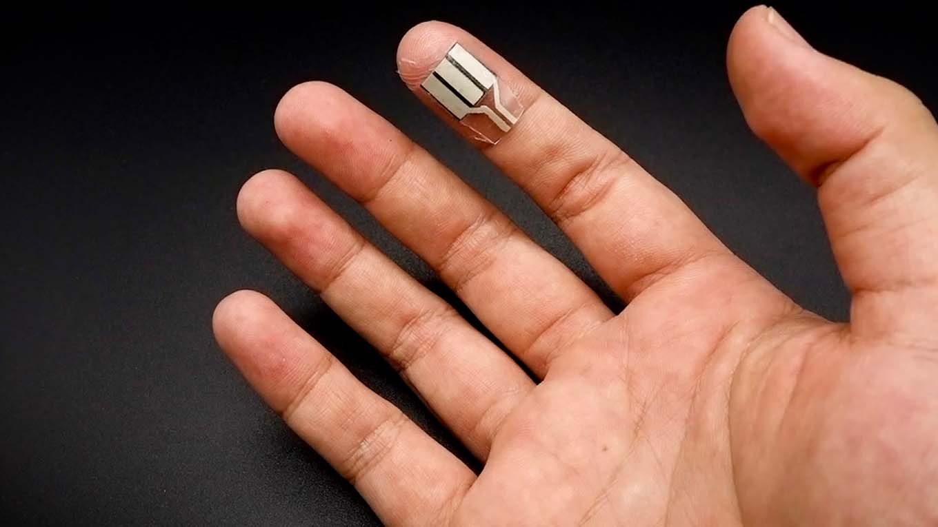 Calling all couch potatoes: this finger wrap can let you power electronics while you sleep
