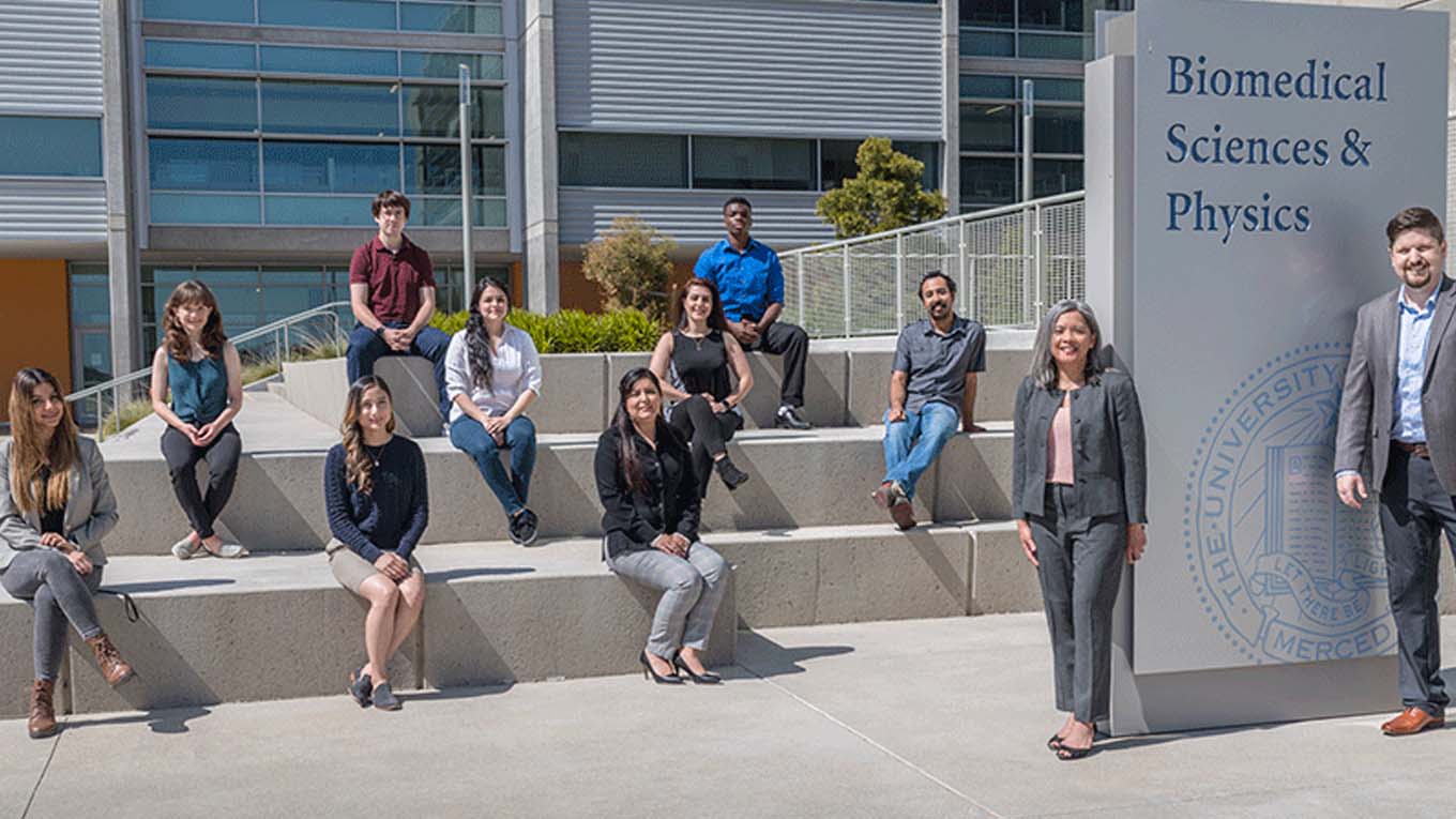 Students and faculty outside of UC Merced Engineering Building