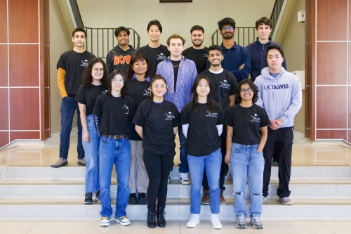 UC Davis Hyperloop OneLoop members group photo