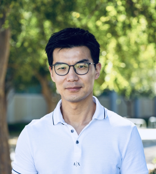A portrait of Zhongchao Zhao